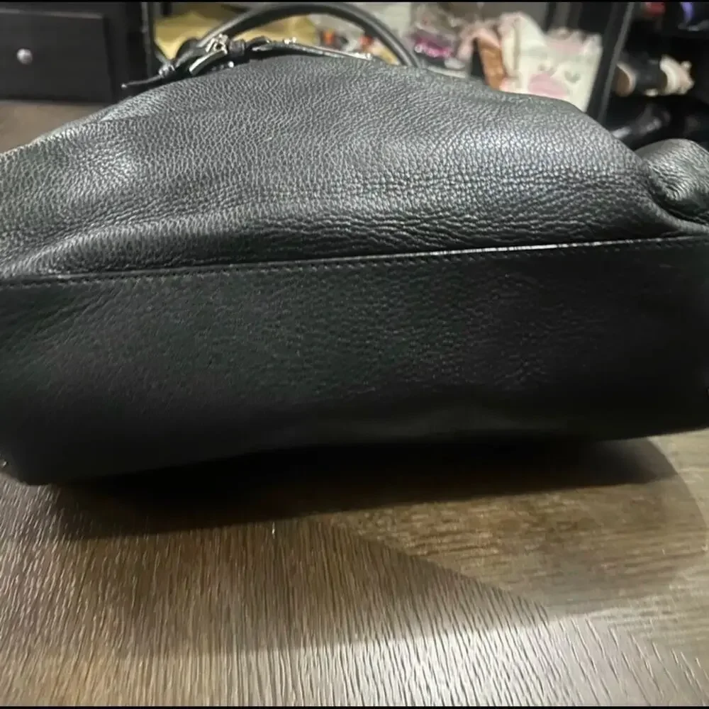 Authentic Michael Kors Hamilton Bag - Black Leather with crossbody strap